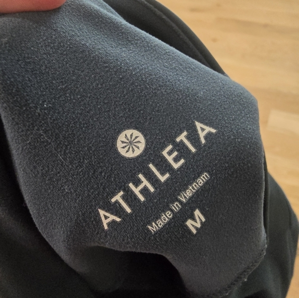 Athleta Cobra Tight Leggings Ankle Crop Criss Cross Cutout Abyss Teal‎ M - Picture 7 of 7